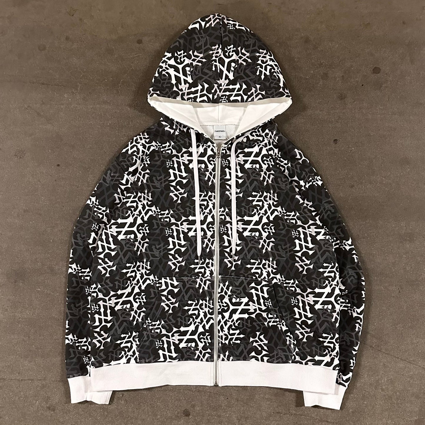BLACK NY HOODIE